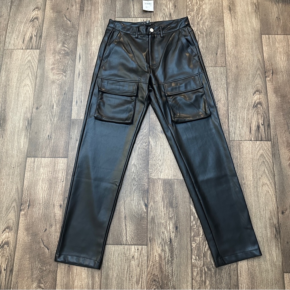 Forever 21 Faux Leather Pants Cargo Pockets Men’s Size 29 Black